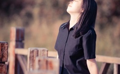 王钟瑶胸罩多大杯